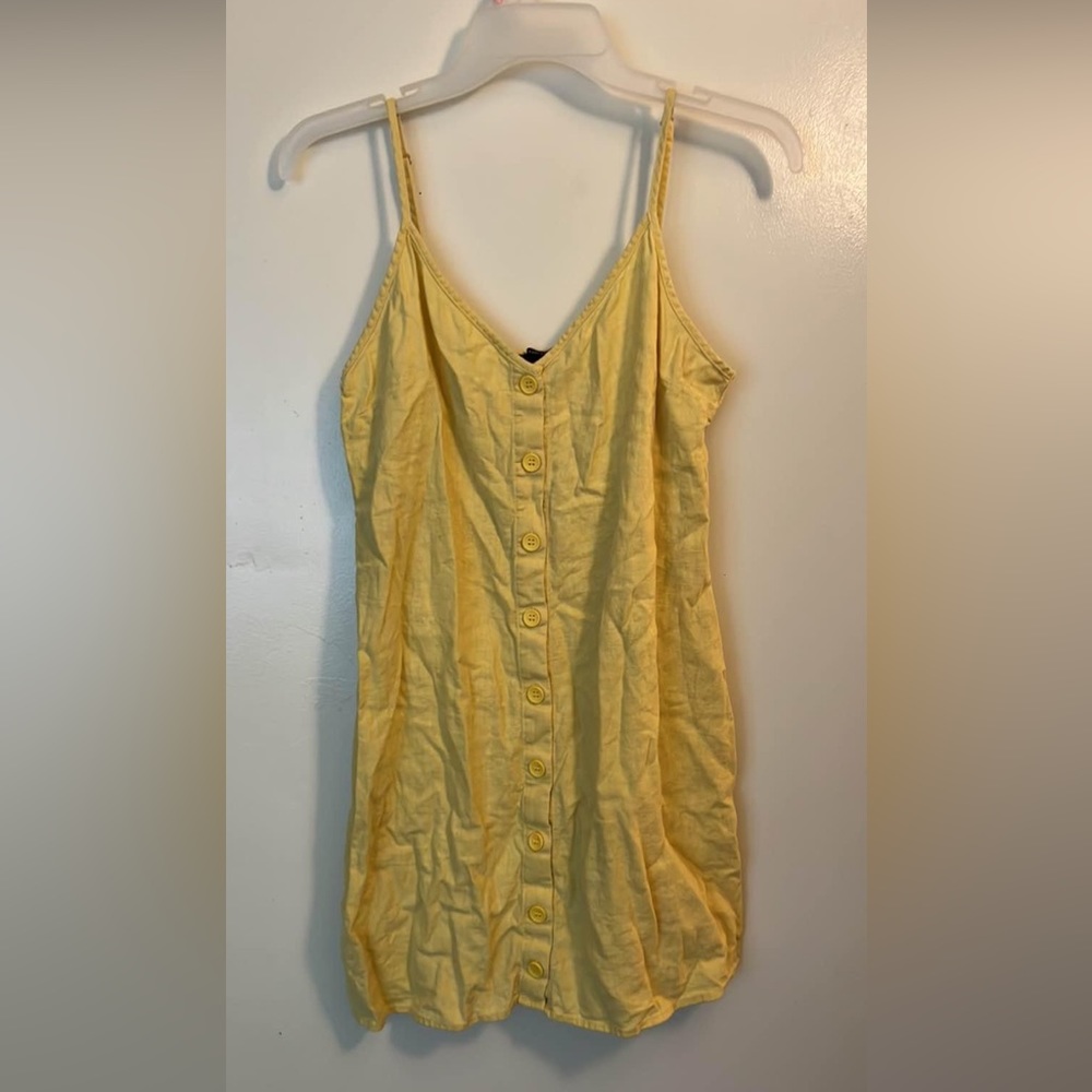 Forever 21 mini dress 🌻 (free with purchase)